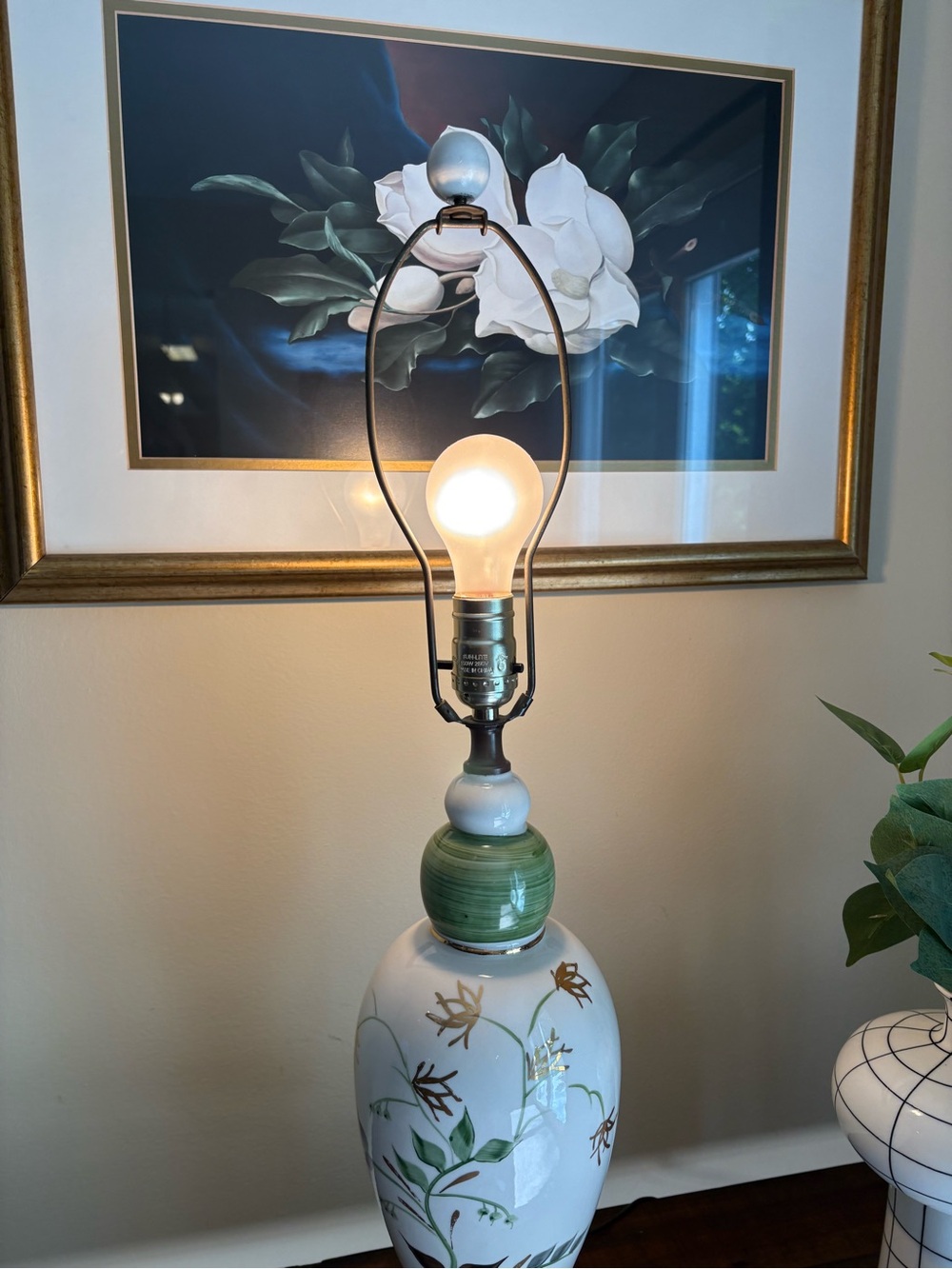 Vintage Hand-Painted Floral Ceramic Lamp Dolphin/ Fish -Head Claw Feet - Picture 8 of 11